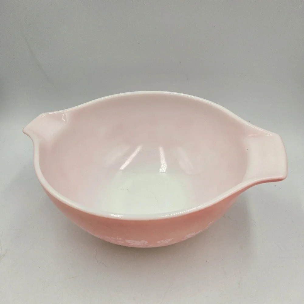 Vintage Pyrex Pink Gooseberry 442 Cinderella Nesting Bowl 1 1/2 Quart Slght Fade